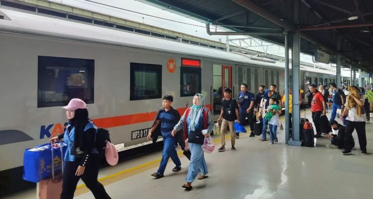 Tiket Kereta Api